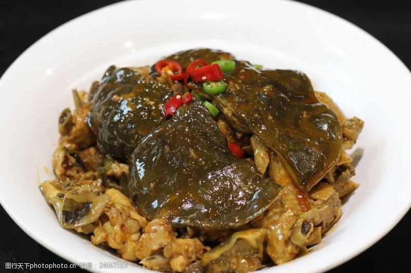 鸡汤炖豆腐做法：温馨食谱中的爱与陪伴